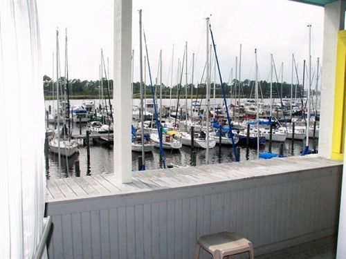 Fairfield Harbour Guest Rooms New Bern Esterno foto